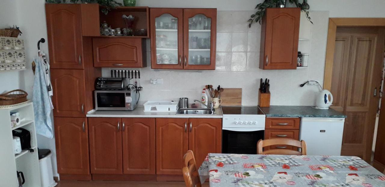 Apartmán Woodcock Poniklá Exteriér fotografie