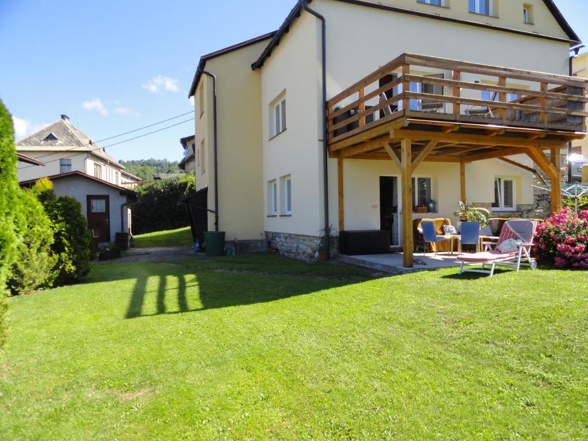Apartmán Woodcock Poniklá Exteriér fotografie