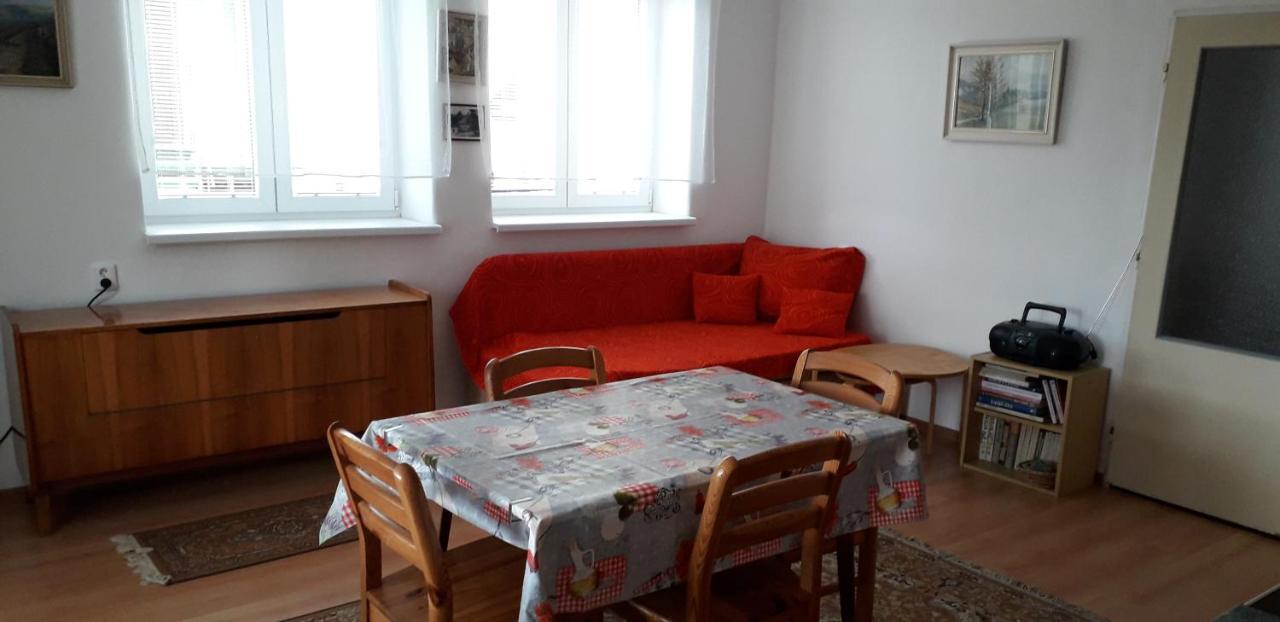 Apartmán Woodcock Poniklá Exteriér fotografie